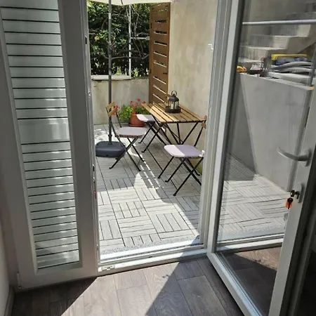 Apartment Studio-apartment Fuer 2 Personen Mit Terrasse By Interhome